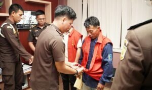 Dua pejabat Forum Kades di Kecamatan Pagar Gunung, Lahat